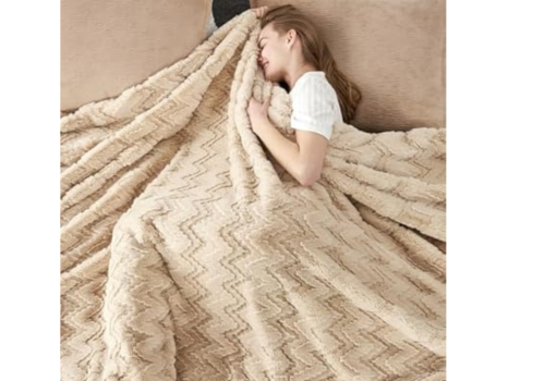 Untitled design_20251205_044437_0000